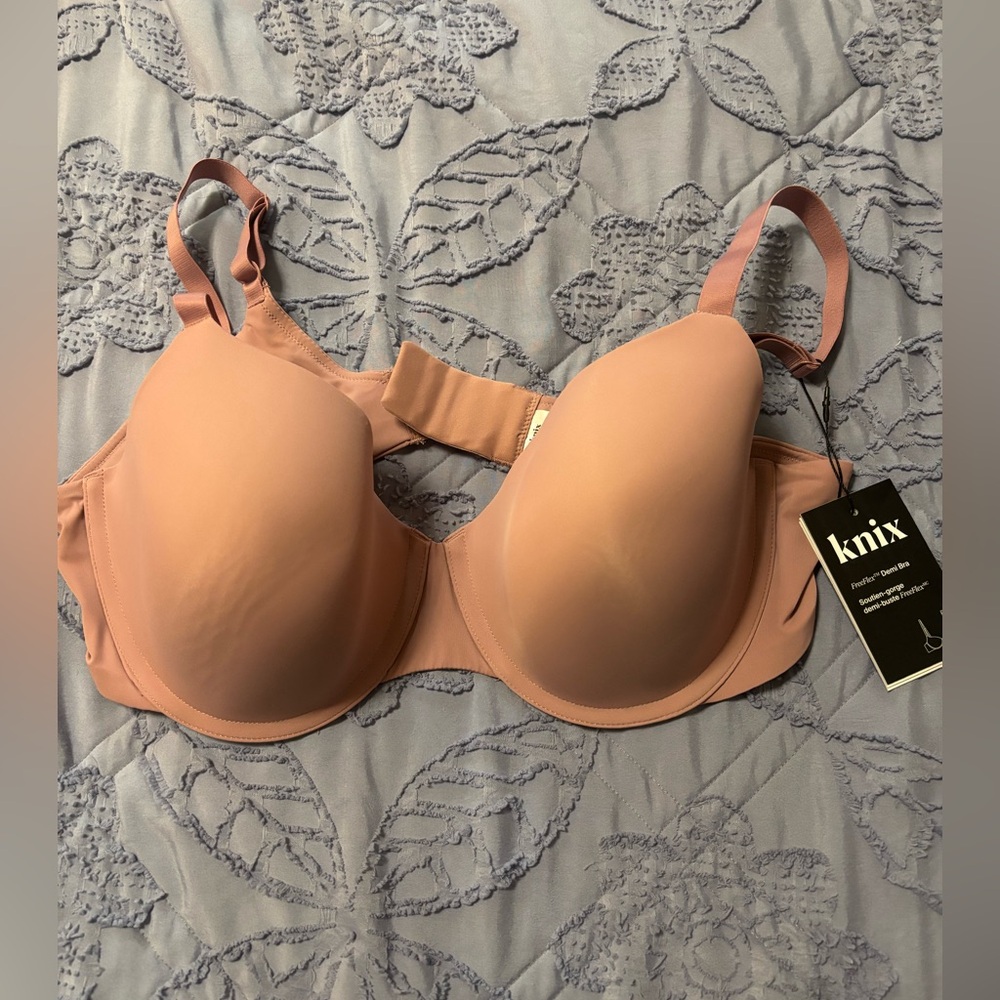 Knix Blush Bra - Seamless Comfort